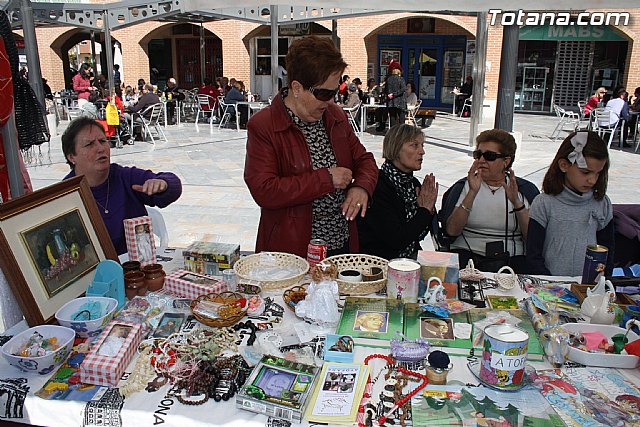 Plaza Solidaria. Encuentro de asociaciones - 30