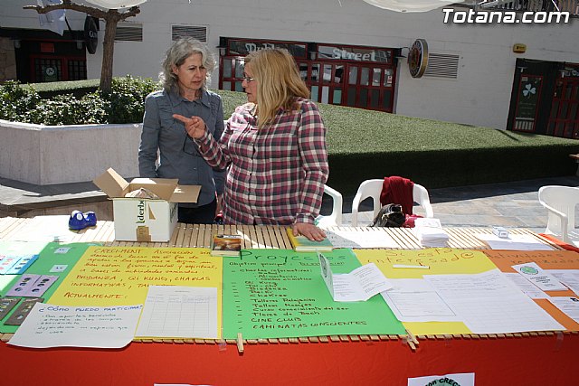 Plaza Solidaria. Encuentro de asociaciones - 83