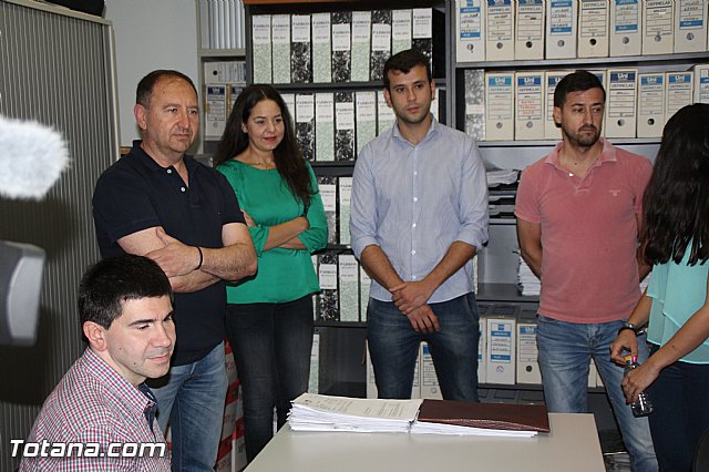 Pleno extraordinario, sorteo de mesas, LGTB y Lnea Alta Tensin  - 10