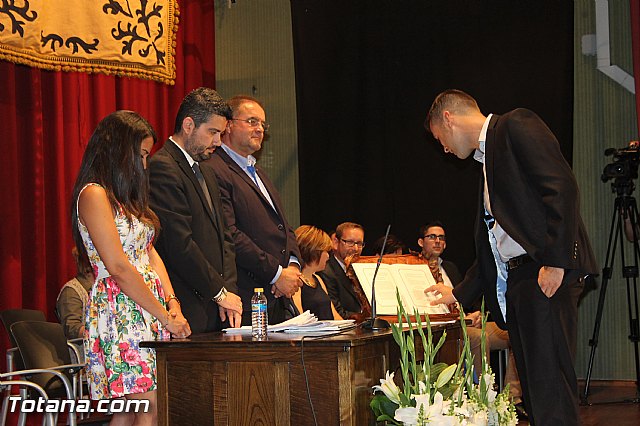 Constitucin de la nueva Corporacin municipal del Ayuntamiento de Totana, legislatura 2015/19 - 330