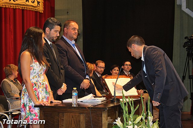 Constitucin de la nueva Corporacin municipal del Ayuntamiento de Totana, legislatura 2015/19 - 348