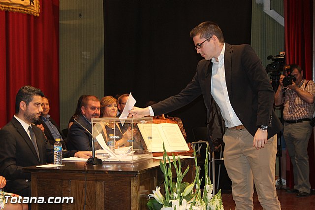 Constitucin de la nueva Corporacin municipal del Ayuntamiento de Totana, legislatura 2015/19 - 361