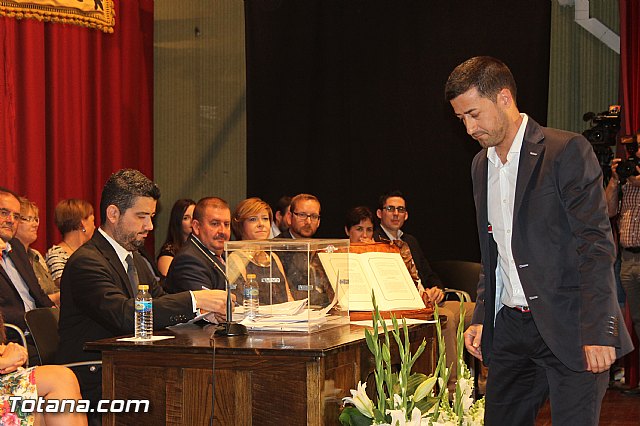 Constitucin de la nueva Corporacin municipal del Ayuntamiento de Totana, legislatura 2015/19 - 377
