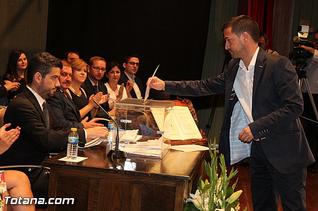 Constitucin de la nueva Corporacin municipal del Ayuntamiento de Totana, legislatura 2015/19 - 175