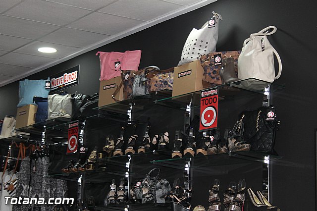 Inauguracin NUEVE EUROS Totana - 70