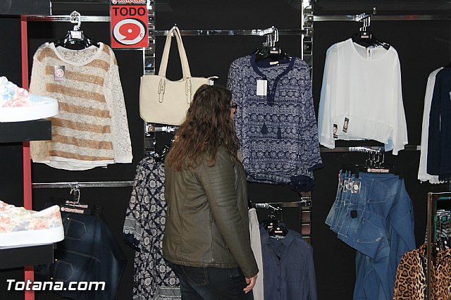 Inauguracin NUEVE EUROS Totana - 106