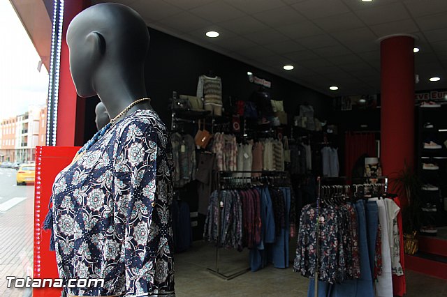 Inauguracin NUEVE EUROS Totana - 108