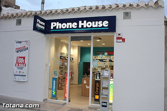 Abre sus puertas Phone House en Totana - 3
