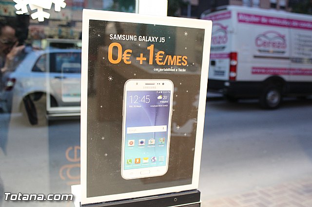 Abre sus puertas Phone House en Totana - 10