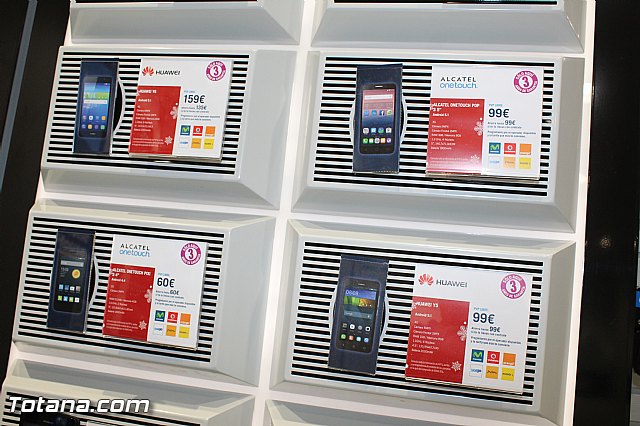 Abre sus puertas Phone House en Totana - 22