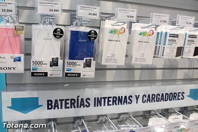 Abre sus puertas Phone House en Totana - 44