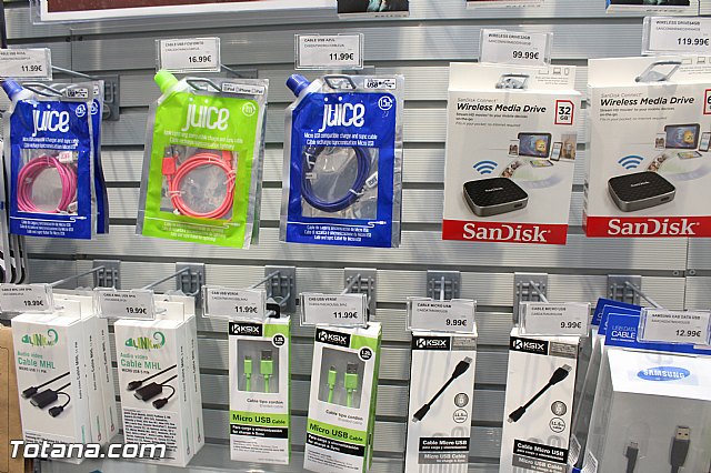 Abre sus puertas Phone House en Totana - 54