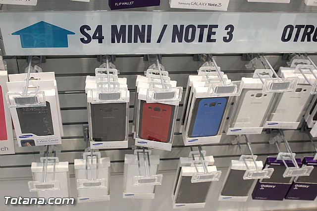 Abre sus puertas Phone House en Totana - 71