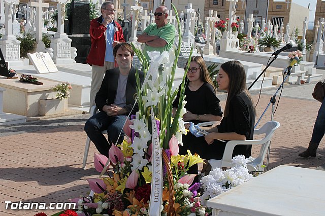 Acto institucional de descubrimiento de la lpida en memoria de los 11 fusilados de Totana y Aledo en octubre 1939 - 17