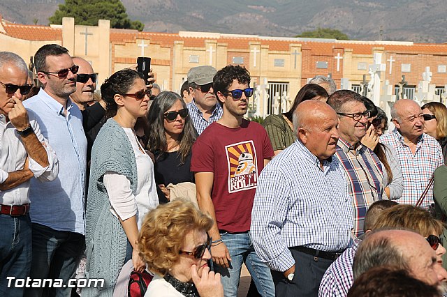 Acto institucional de descubrimiento de la lpida en memoria de los 11 fusilados de Totana y Aledo en octubre 1939 - 29