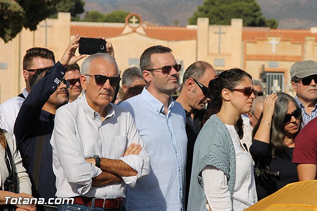 Acto institucional de descubrimiento de la lpida en memoria de los 11 fusilados de Totana y Aledo en octubre 1939 - 33