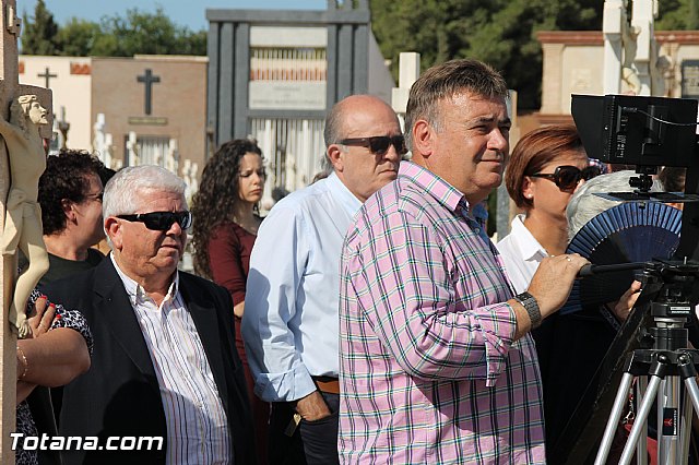 Acto institucional de descubrimiento de la lpida en memoria de los 11 fusilados de Totana y Aledo en octubre 1939 - 45