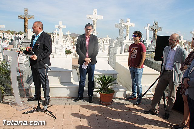 Acto institucional de descubrimiento de la lpida en memoria de los 11 fusilados de Totana y Aledo en octubre 1939 - 62
