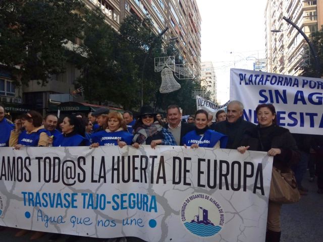 Movilizaciones promovidas por el Crculo del Agua en demanda de agua - 13/12/2017 - 132