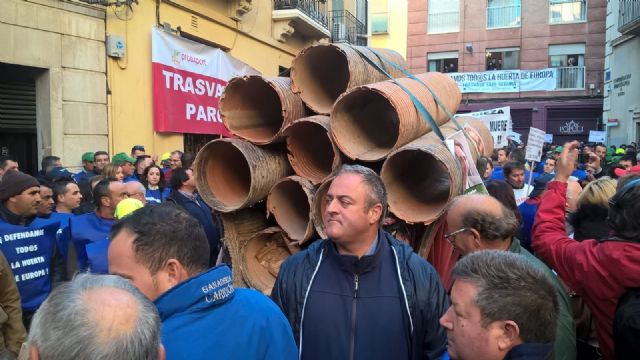 Movilizaciones promovidas por el Crculo del Agua en demanda de agua - 13/12/2017 - 136