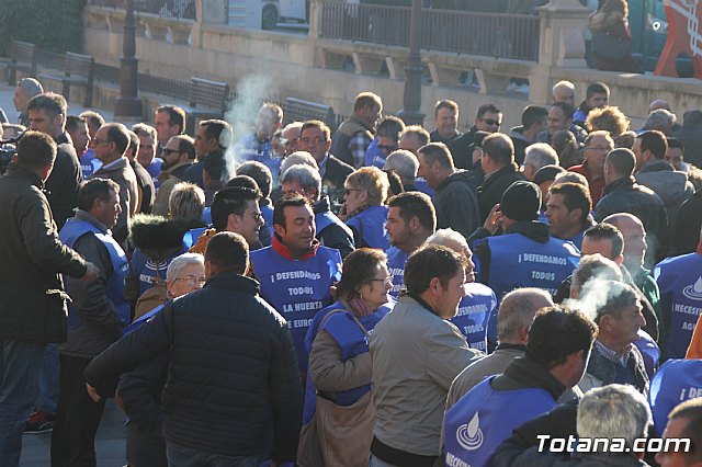 Movilizaciones promovidas por el Crculo del Agua en demanda de agua - 13/12/2017 - 17