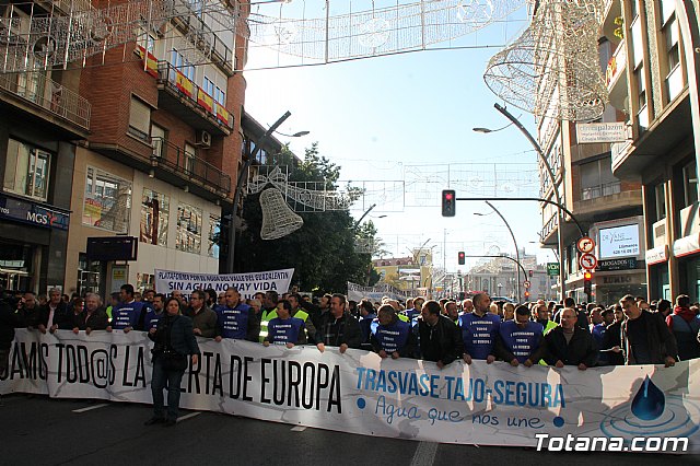 Movilizaciones promovidas por el Crculo del Agua en demanda de agua - 13/12/2017 - 39
