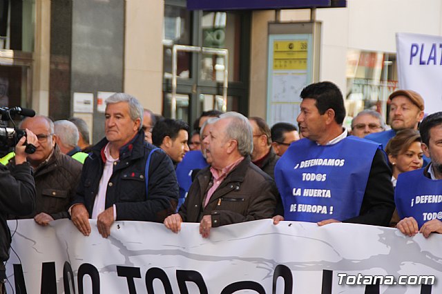 Movilizaciones promovidas por el Crculo del Agua en demanda de agua - 13/12/2017 - 44