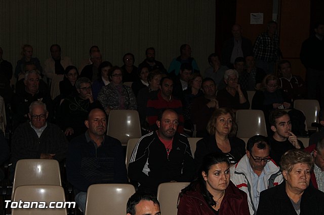 Reunin con vecinos de Totana afectados por el trazado de la lnea de alta tensin - 7