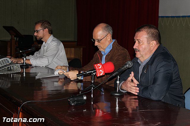 Reunin con vecinos de Totana afectados por el trazado de la lnea de alta tensin - 8