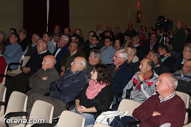 Reunin con vecinos de Totana afectados por el trazado de la lnea de alta tensin - 19