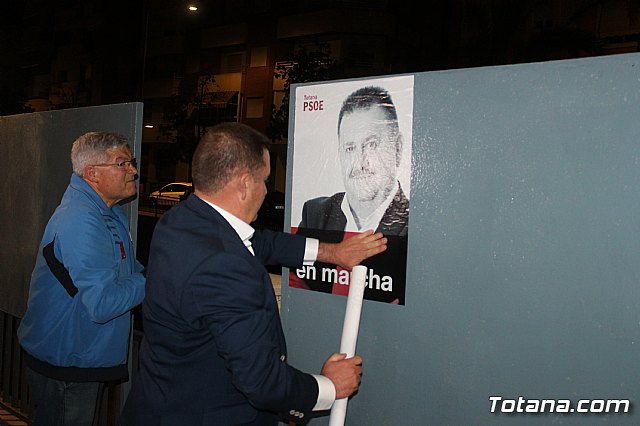 Pegada de carteles Elecciones 26M - 16