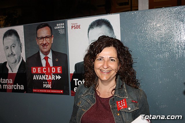 Pegada de carteles Elecciones 26M - 37