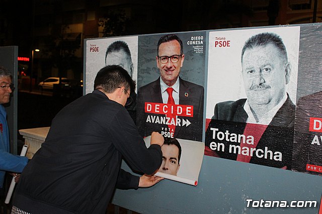 Pegada de carteles Elecciones 26M - 43