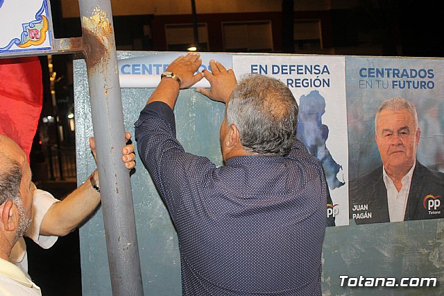Pegada de carteles Elecciones 26M - 51