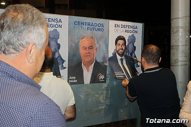 Pegada de carteles Elecciones 26M - 71