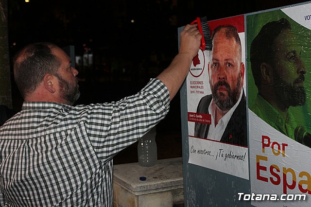 Pegada de carteles Elecciones 26M - 143