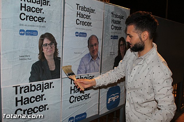 Pegada de carteles. Elecciones municipales Mayo 2015 - 72