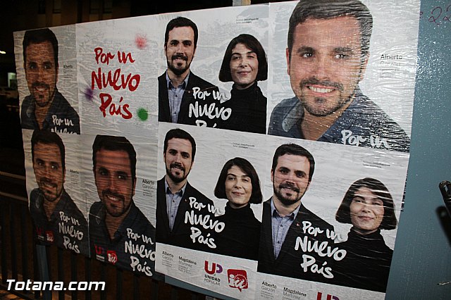 Pegada de carteles - Elecciones Generales 20d - 47