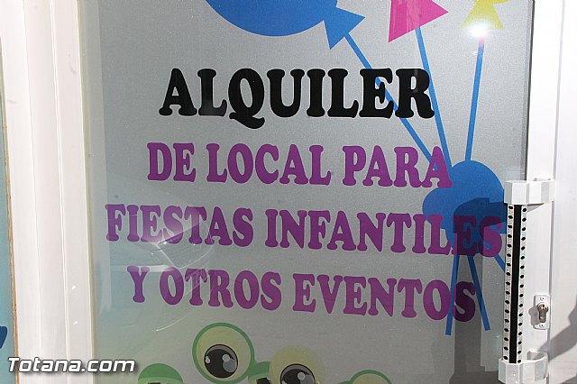 Chispas de color - Alquiler de local para fiestas infantiles y potros eventos - 3