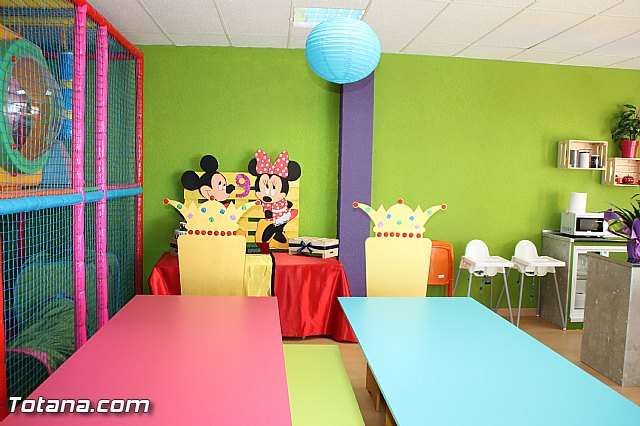 Chispas de color - Alquiler de local para fiestas infantiles y potros eventos - 7