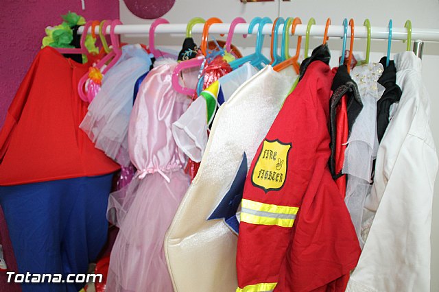 Chispas de color - Alquiler de local para fiestas infantiles y potros eventos - 14