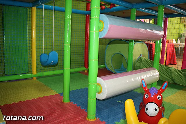 Chispas de color - Alquiler de local para fiestas infantiles y potros eventos - 17