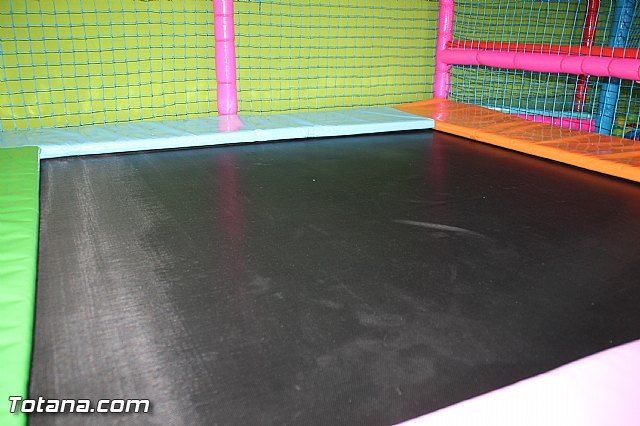 Chispas de color - Alquiler de local para fiestas infantiles y potros eventos - 25