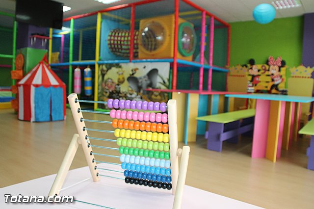 Chispas de color - Alquiler de local para fiestas infantiles y potros eventos - 54