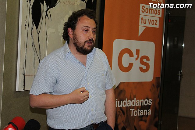 Presentacin candidatura Ciudadanos Totana - Elecciones mayo 2015 - 27