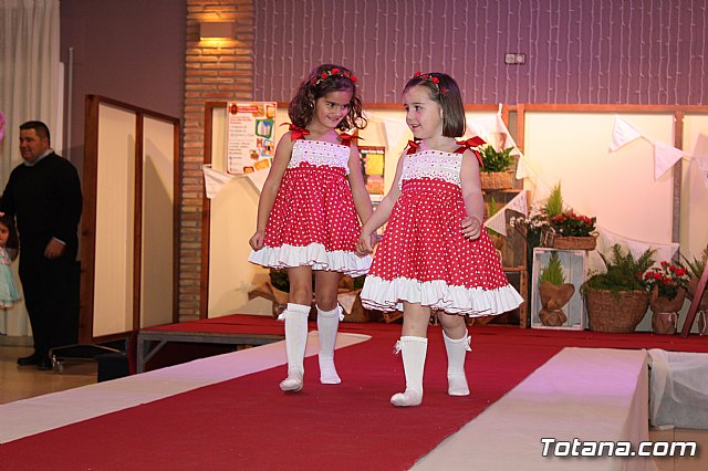 Desfile de moda y complementos - Cena Hdad. Jess en el Calvario 2017 - 2