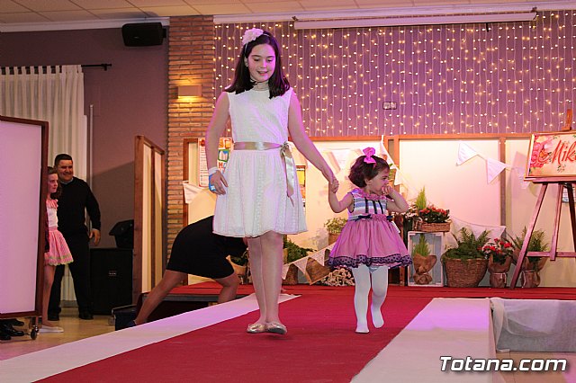 Desfile de moda y complementos - Cena Hdad. Jess en el Calvario 2017 - 43