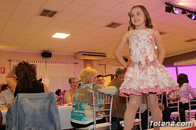 Desfile de moda y complementos - Cena Hdad. Jess en el Calvario 2017 - 74