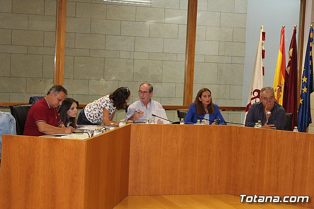 Pleno extraordinario - Mesas electorales y hacienda - 5