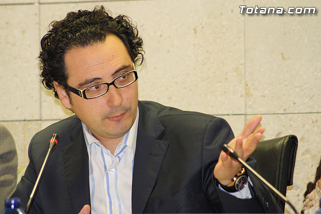 Pleno extraordinario Plan Econmico-Financiero y de Viabilidad - 12